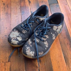 NoBull Dark Floral Gum Trainer M8/W9.5